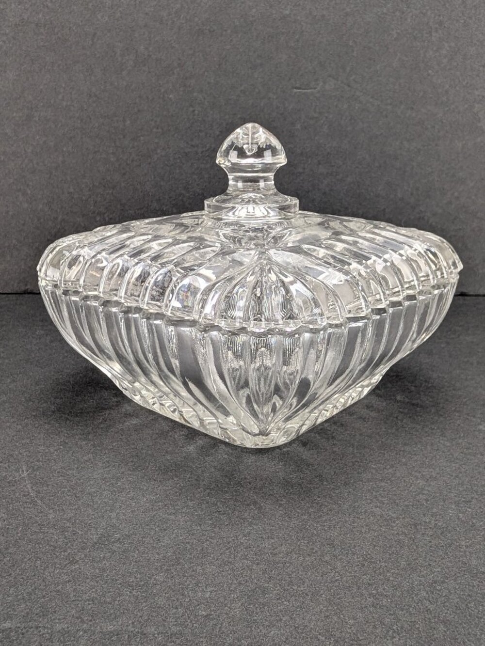 Vintage Anchor Hocking Square Clear Cut Glass Candy Nut Dish with Lid 6.5" Home
